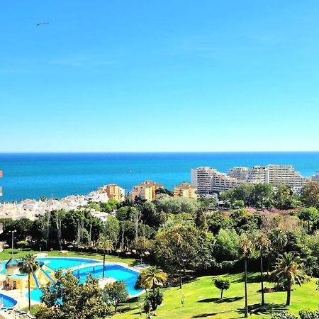 Acogedor,Apartamento.Piscina, Vistas, Terraza ベナルマデナ エクステリア 写真