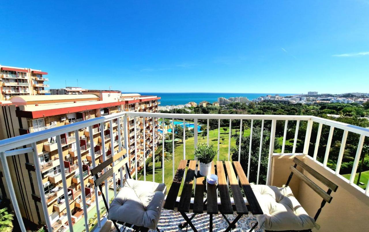 Acogedor,Apartamento.Piscina, Vistas, Terraza ベナルマデナ エクステリア 写真