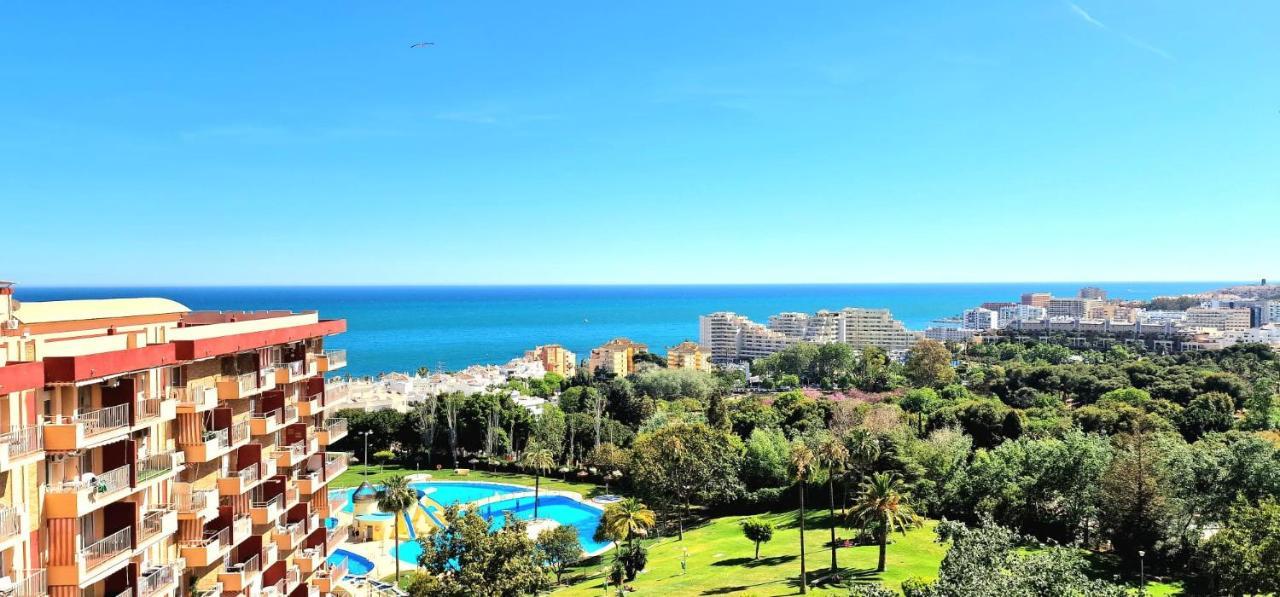 Acogedor,Apartamento.Piscina, Vistas, Terraza ベナルマデナ エクステリア 写真