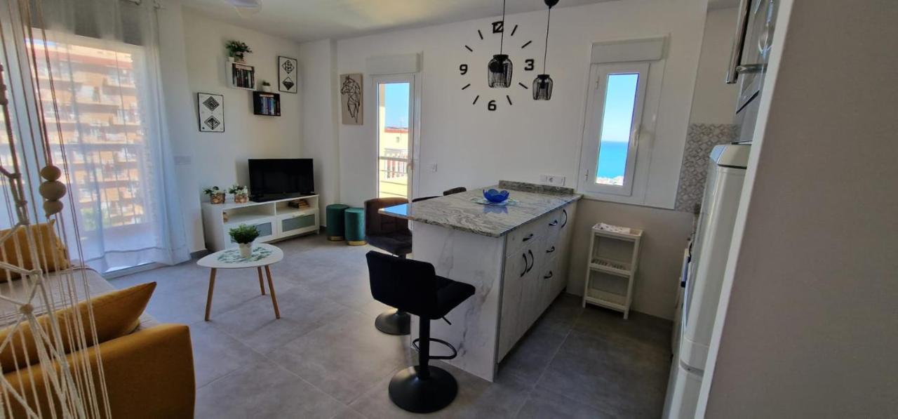 Acogedor,Apartamento.Piscina, Vistas, Terraza ベナルマデナ エクステリア 写真