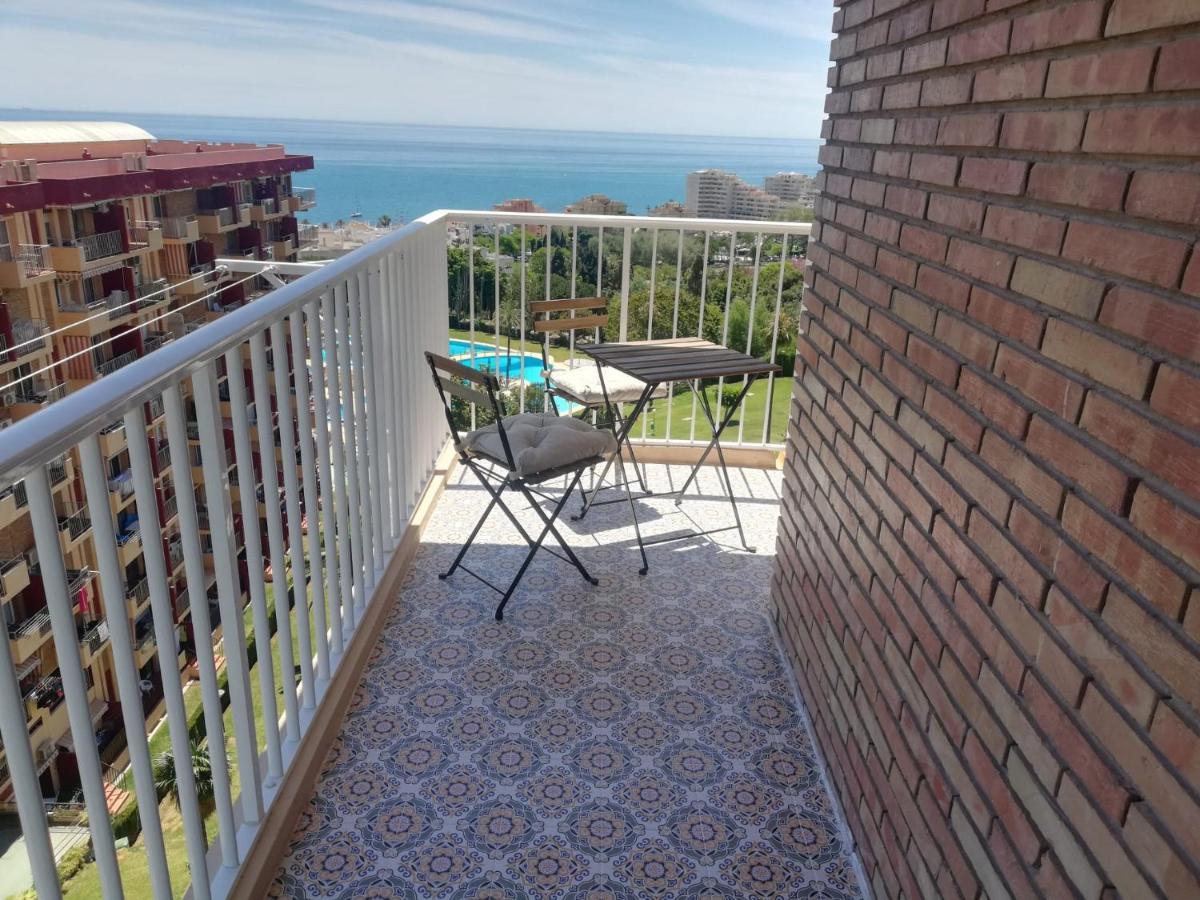 Acogedor,Apartamento.Piscina, Vistas, Terraza ベナルマデナ エクステリア 写真
